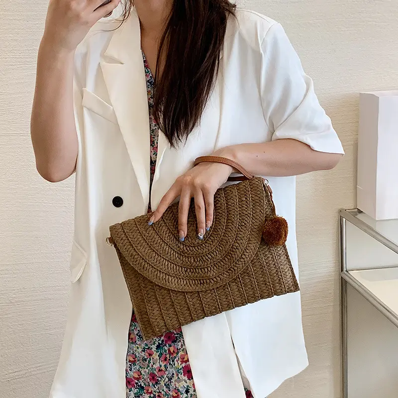 Summer Beach Bag Straw Clutch Envelope Bag Ball pendant Crossbody Bag for Women Travel Shoulder Bags Ladies Casual Shopper Totes