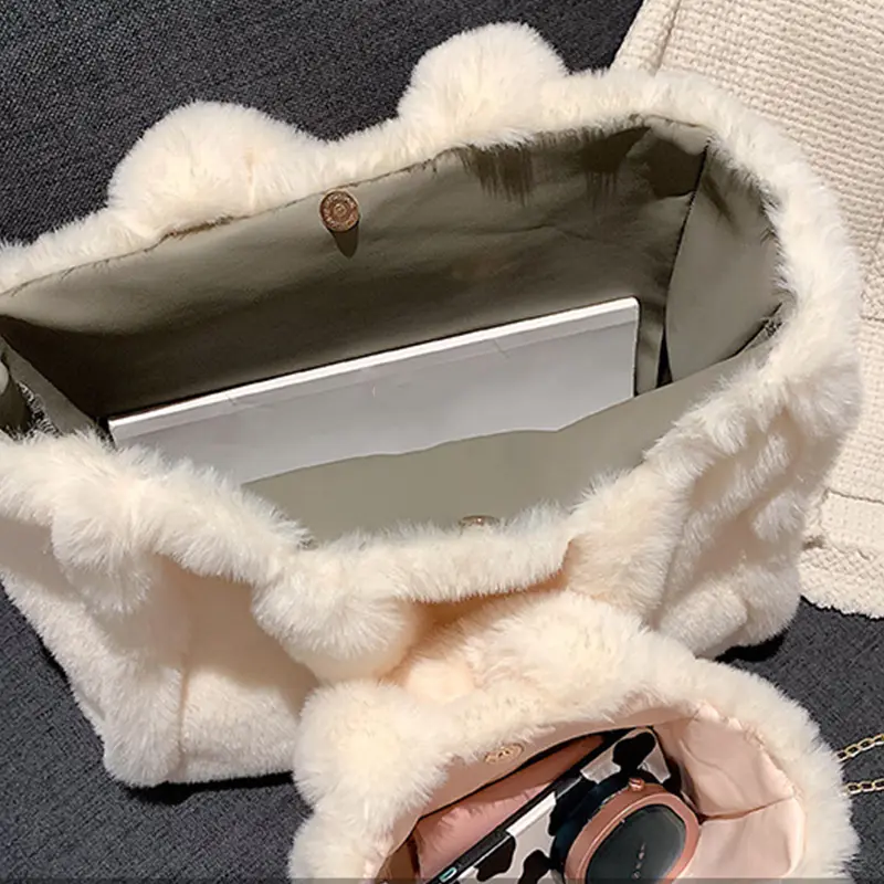 Winter Faux Fur Shopper Tote Bag for Women Plush Handbag Designer Fluffy Wool Shoulder Bag Women Furry Crossbody Messenger Bag