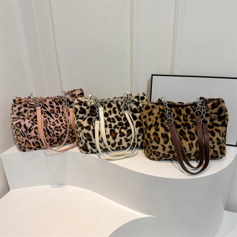 Large Capacity Leopard Print Crossbody Bag Women Shoulder Bags Fluffy Plush Handbags Ladies Simple Versatile Tote Bag