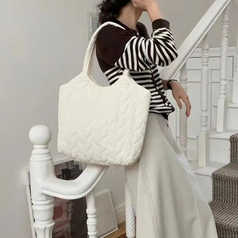 Big Soft Shoulder Bag for Women Winter Trend Fashion Design Cloth Hand Bags Female Large Capacity Shopper Tote Bags