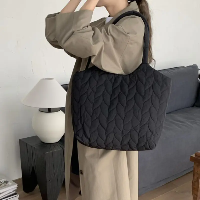 Big Soft Shoulder Bag for Women Winter Trend Fashion Design Cloth Hand Bags Female Large Capacity Shopper Tote Bags