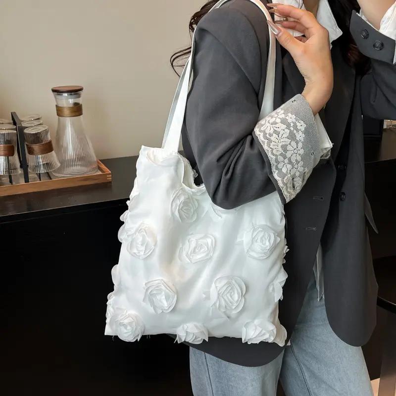 New Version Lightweight Versatile Nylon Bag Large Capacity Tote Bag Sweet Girl Daily Commuting Shoulder Bag