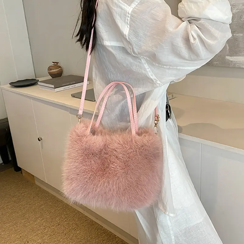 Fashion Winter Women's Faux Fur Handbags Retro Ladies Fluffy Shoulder Bags Large Capacity Soft Plush Female Tote Underarm Bag