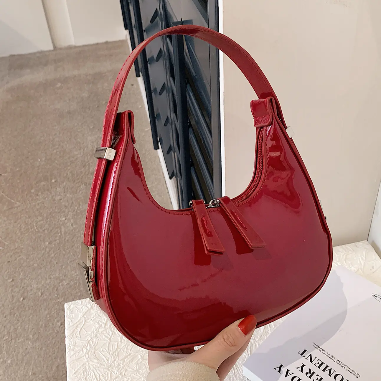 Retro PU Leather Tote Handbag Luxury Designer Crescent Bag Women's Solid Color Small Shoulder Bag 2023 Trend Ladies Armpit Purse