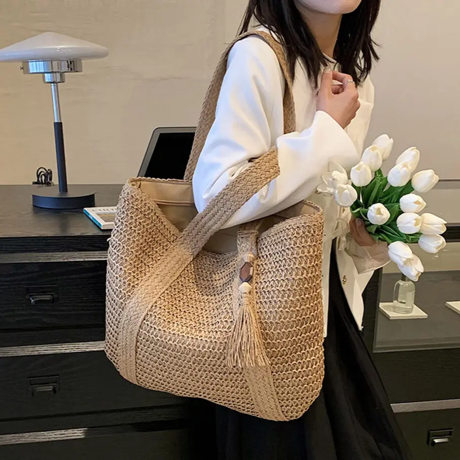 Summer Straw Woven Bag for Women's Handmade Raffia Beach Shoulder Bag Large Boho Weaving Handbag with Tassel Pendant Ladies Tote