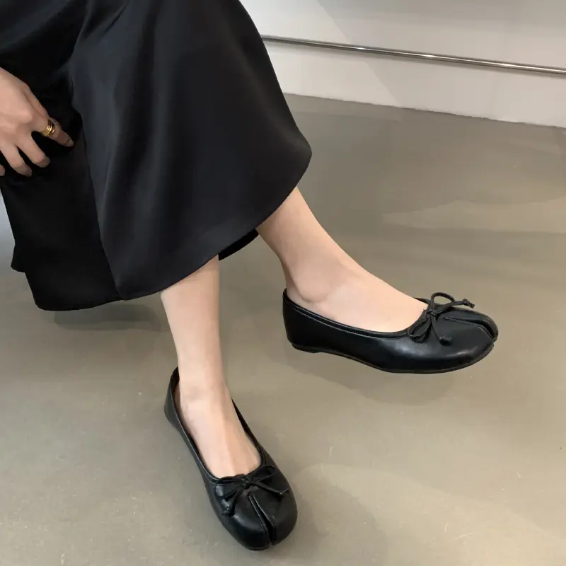 Women Soft Flats Slip On Loafers Bow Knot Ballet Shoes Microfiber Leather Comfy Flats Ladies Casual Moccasins Horseshoe Shoes