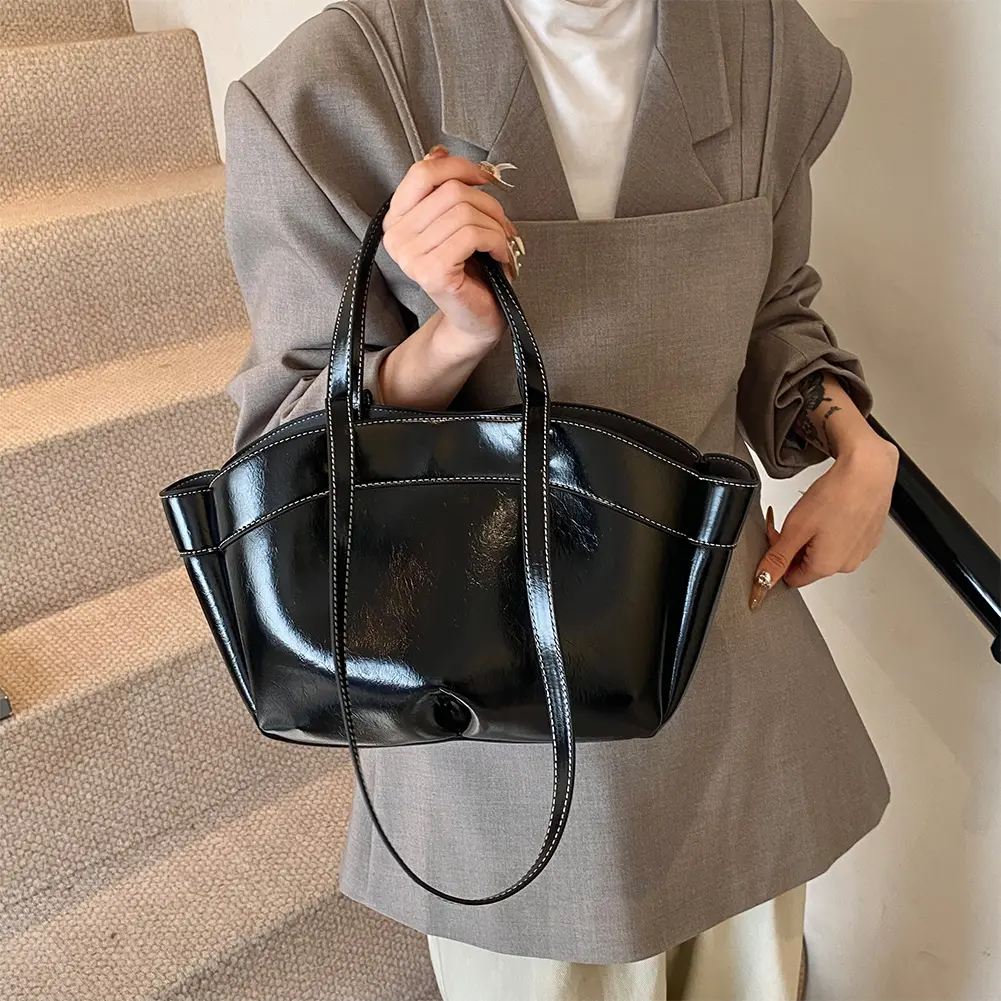 Women Tote Bag Underarm Bag Large Capacity PU Leather Shoulder Bags Vintage Solid Crossbody Bag Trendy Briefcase Bags with Purse