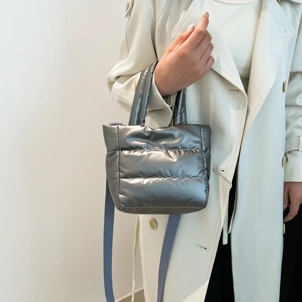 Woman Puffy Lightweight Handbag Large Capacity Soft Pad Cotton Tote Adjustable Strap Quilted Shoulder Bag Shopping Bag