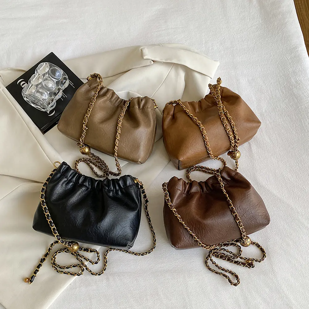 Women Chain Shoulder Bag Cloud Crossbody Tote Bag Versatile Pleatd Hobo Bag Satchel Sling Bag Daily Dating Purse
