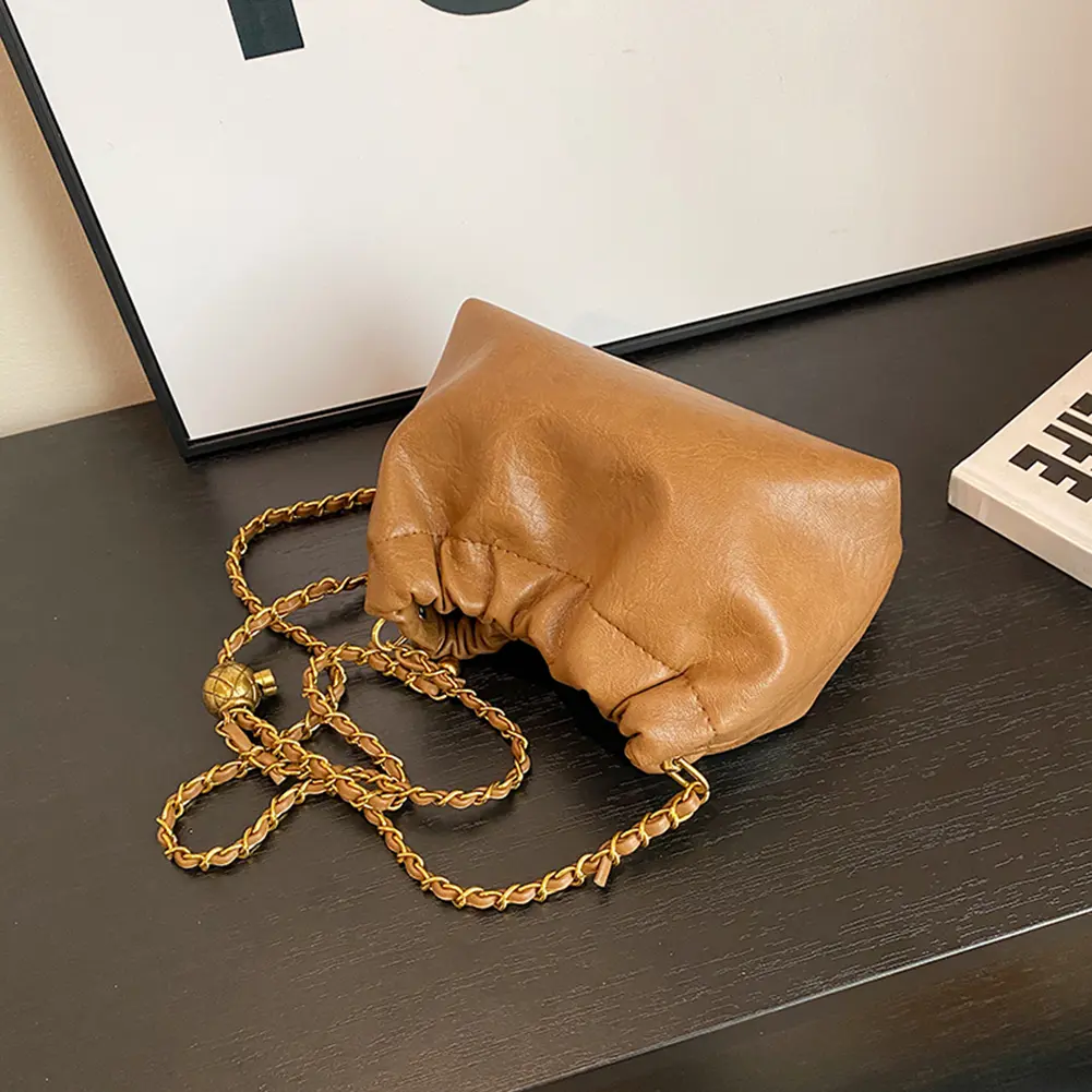 Women Chain Shoulder Bag Cloud Crossbody Tote Bag Versatile Pleatd Hobo Bag Satchel Sling Bag Daily Dating Purse