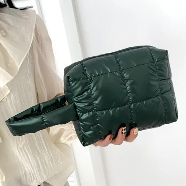 Cotton Padded Clutch Bags Quilted Embroidered Ladies Cosmetic Pouch Women's Down Solid Small Storage Bags Puffer Mini Makeup Bag