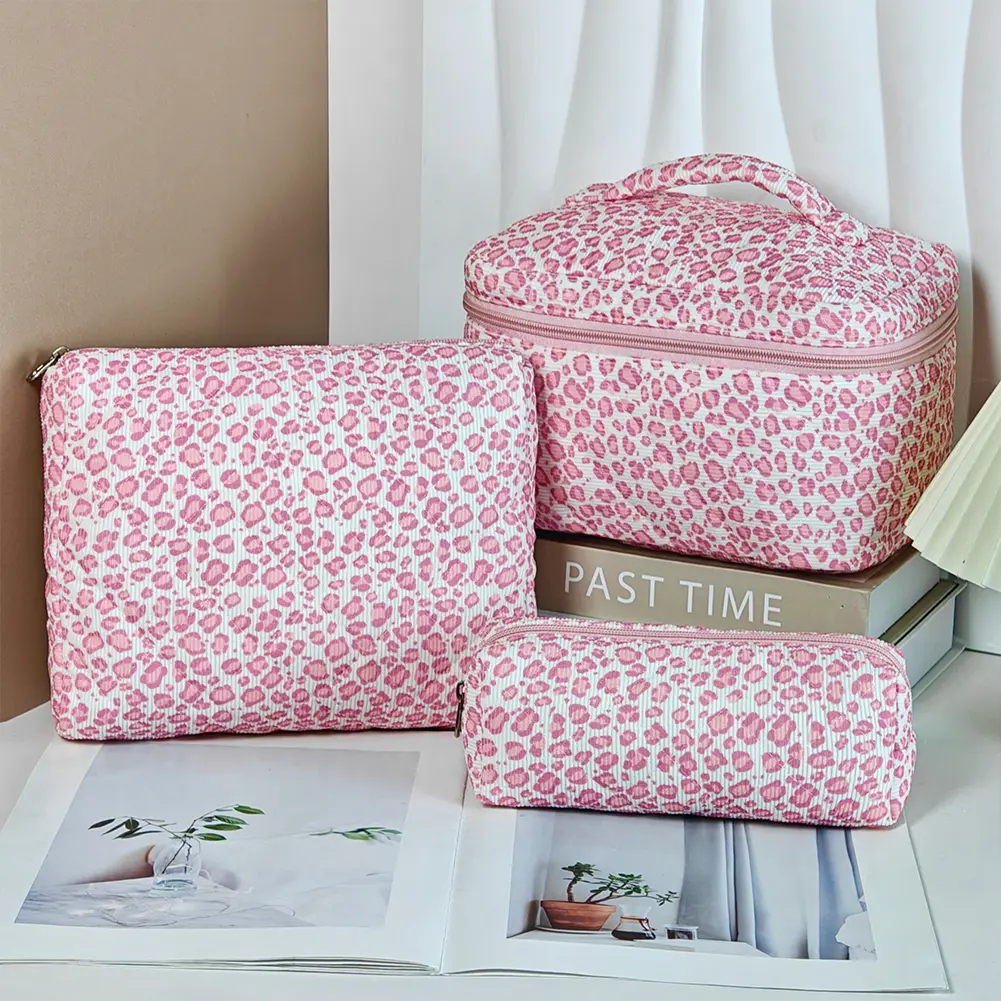 3Pcs Cute Quilted Cosmetic Bag Large Capacity Storage Bag Strawberry Dot Print Toiletry Purse Skincare Pouch Travel Makeup Bag