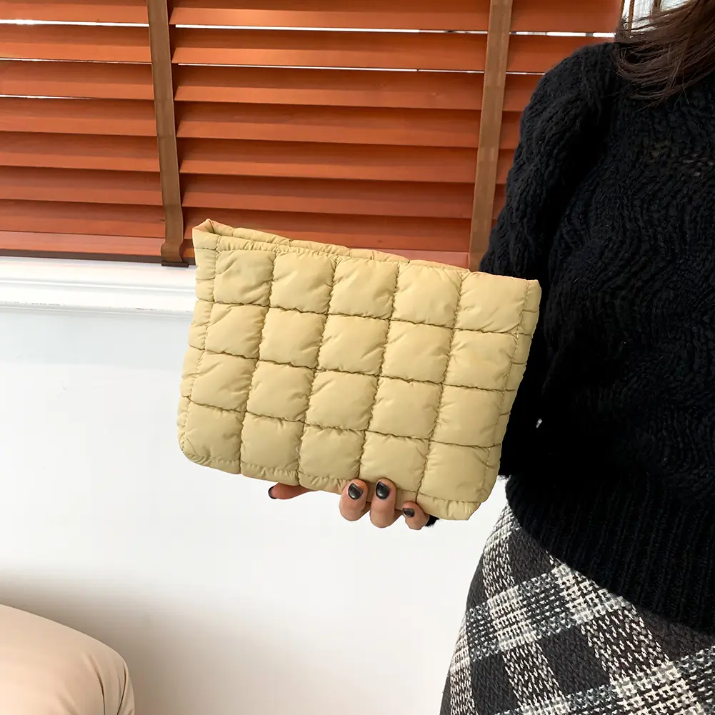 Down Cotton Square Small Makeup Pouch Winter Quilted Padded Puffer Cosmetic Bag Nylon Puffy Mini Storage Bag Travel Toiletry Bag