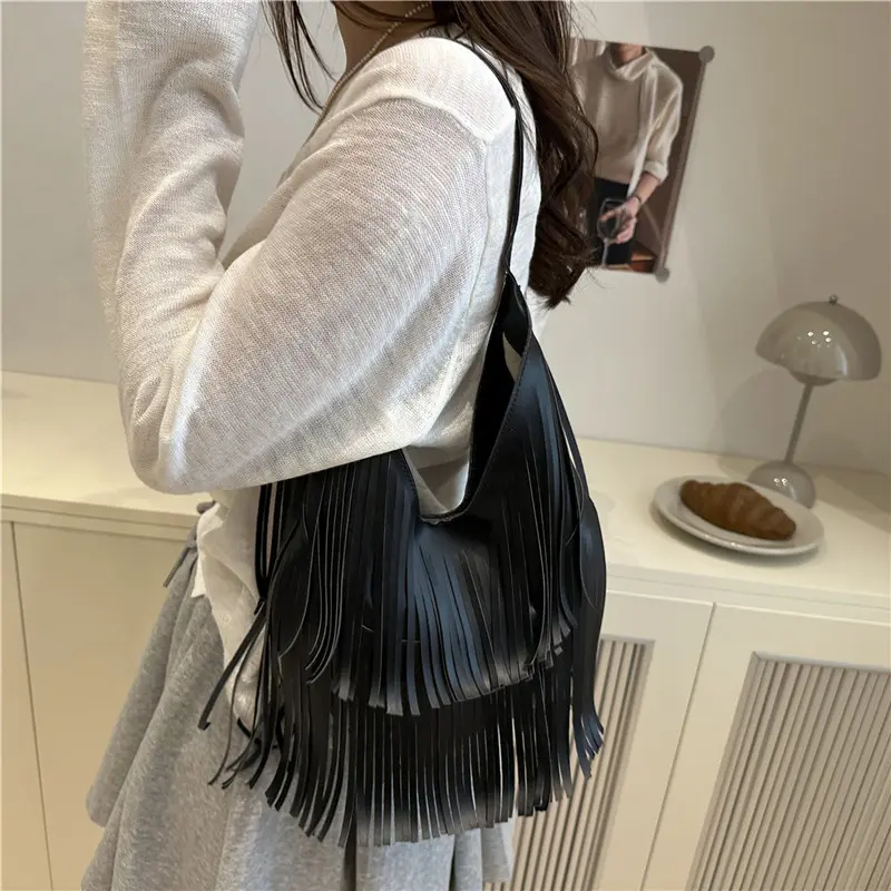 Women Shoulder Bag Long Tassel Large Capacity Casual Soft Leather Tote Handbag Solid Color Leisure Travel Party Crossbody Bags