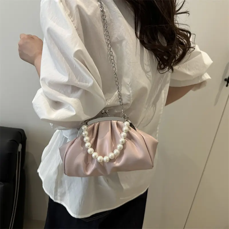 Lady's Pearl Chain Evening Bag Pleated Clouds Handbag Shell Clip Crossbody Bags Soft Leather Shoulder Bag Luxury Clutch Purse