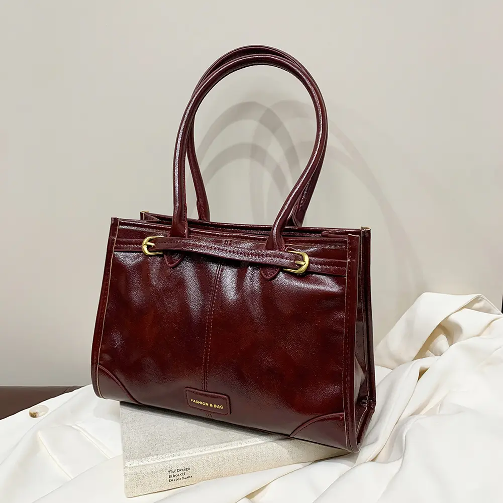High-end Burgundy Briefcase 2025 Ladies Zipper Large Capacity Underarm Bag Elegant Women Shoulder Bag Vintage Solid Tote Handbag