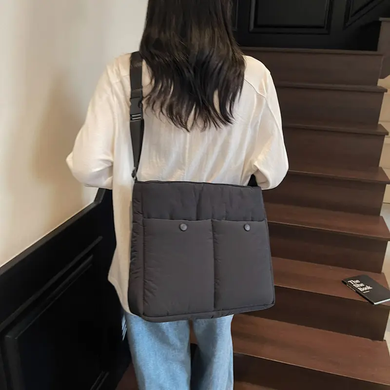 Japanese Soft Quilted Shoulder Bags Large Space Cotton Crossbody Bags Lazy Casual Puffer Tote Handbag padded Top-Handle Bags