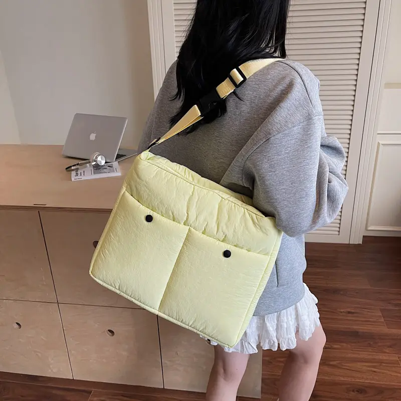 Japanese Soft Quilted Shoulder Bags Large Space Cotton Crossbody Bags Lazy Casual Puffer Tote Handbag padded Top-Handle Bags