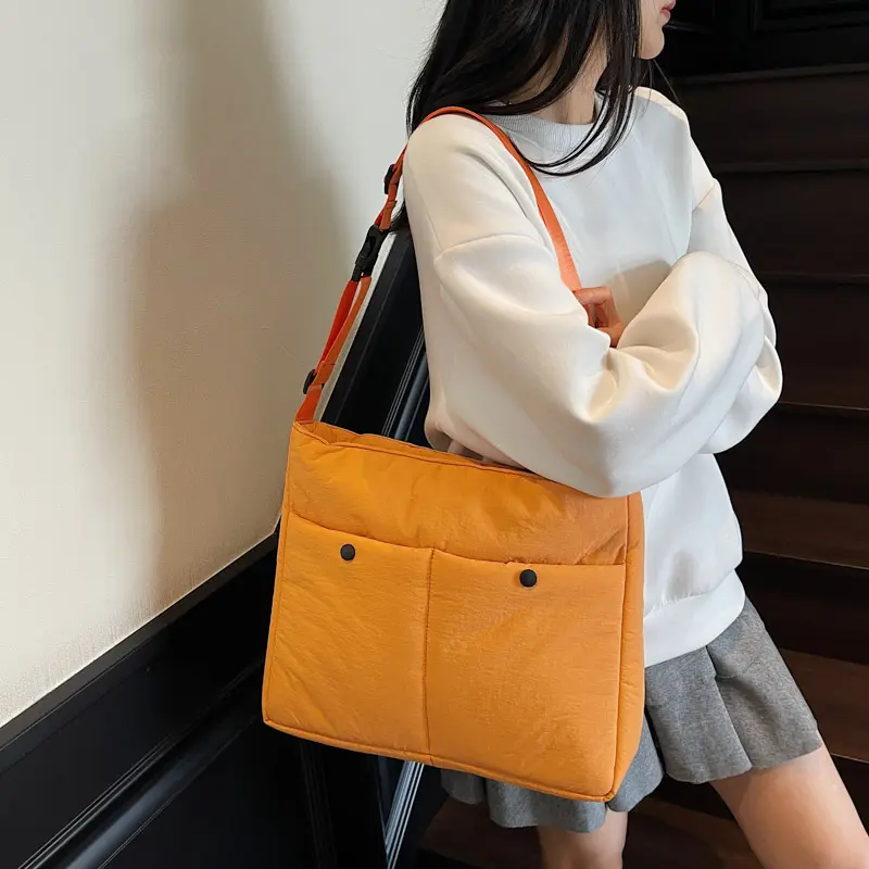 Japanese Soft Quilted Shoulder Bags Large Space Cotton Crossbody Bags Lazy Casual Puffer Tote Handbag padded Top-Handle Bags