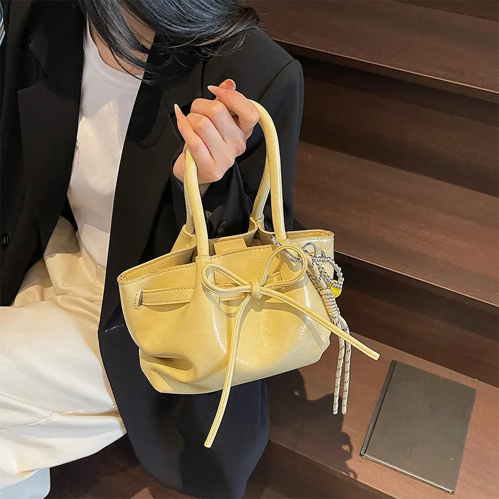 Pleated Bow Tote Handbag Pu Chic Crossbody Bag With Pendant Luxury Hobo Bucket Clutch Simple Carrying Pack Daily Commuting Bag
