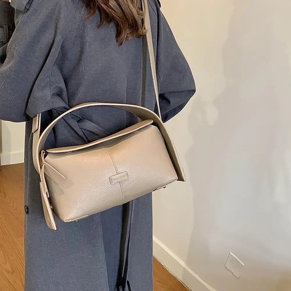 Horizontal Niche Fashion Shoulder Bag for Women PU Leather Crossbody Bag Large Capacity Trend Tote Purse Luxury Designer Handbag