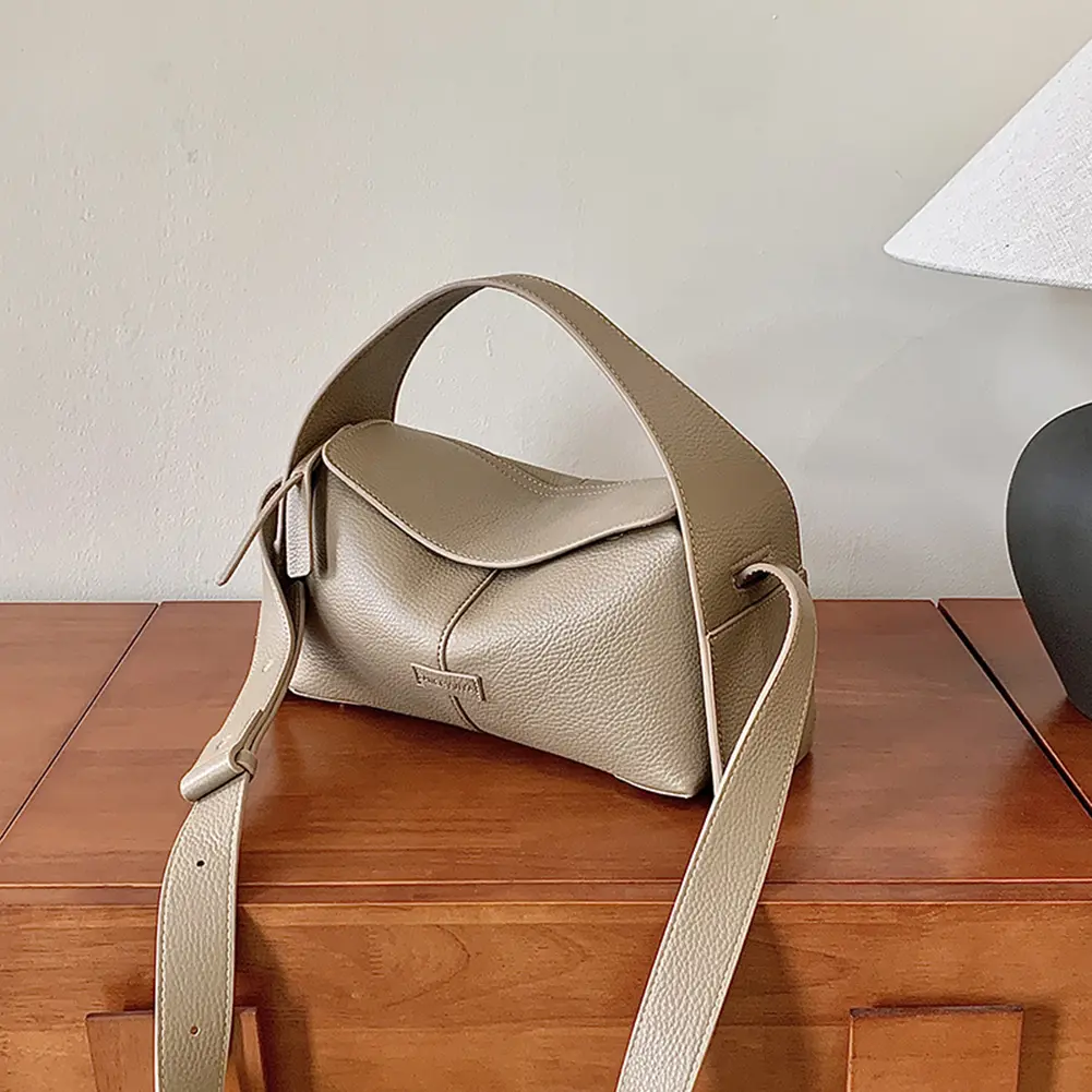 Horizontal Niche Fashion Shoulder Bag for Women PU Leather Crossbody Bag Large Capacity Trend Tote Purse Luxury Designer Handbag