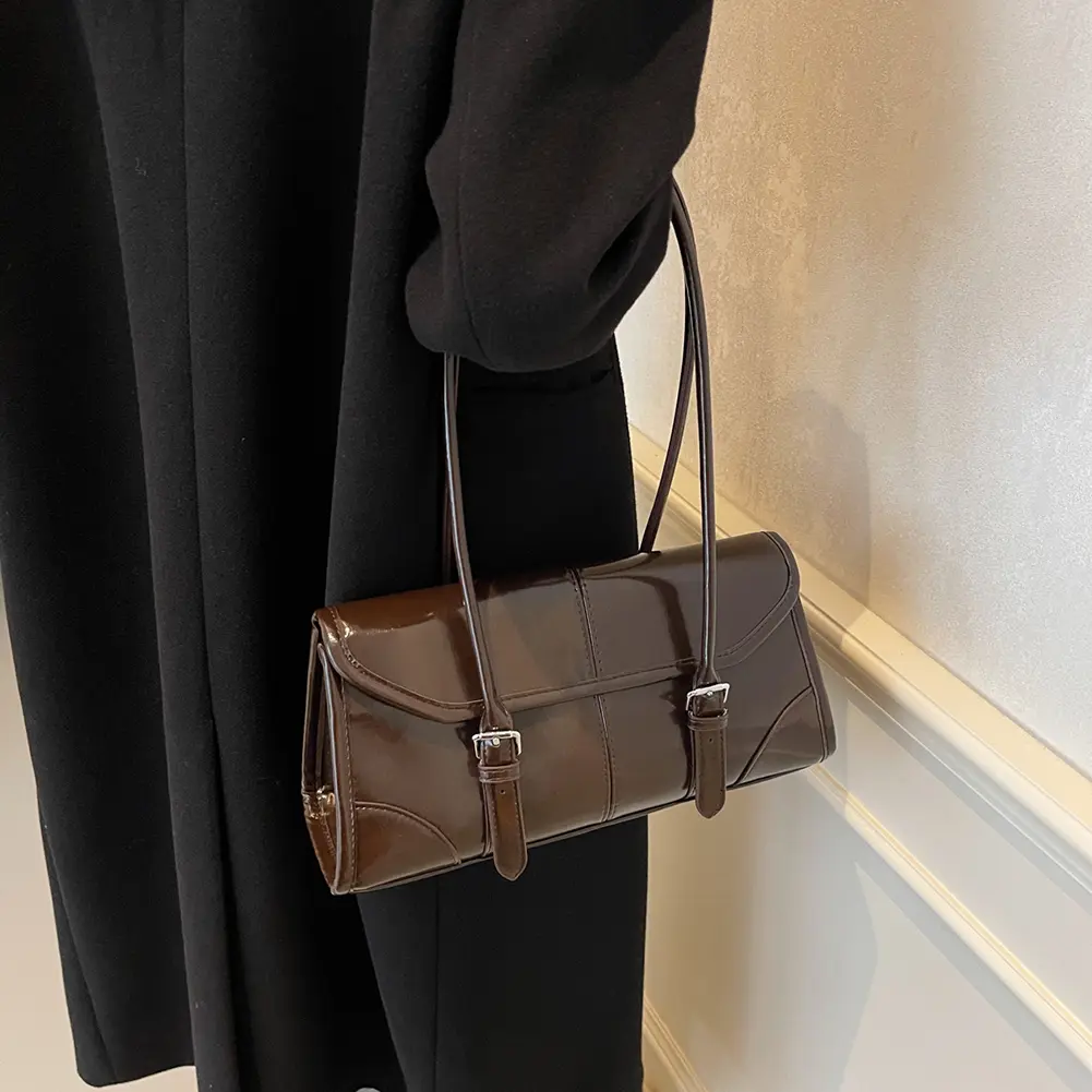 2024 Hot Sale Wine Red Shoulder Bag for Women Waterproof Leather Belt Buckle Design Handbag French Brand Underarm Bag Tote Purse