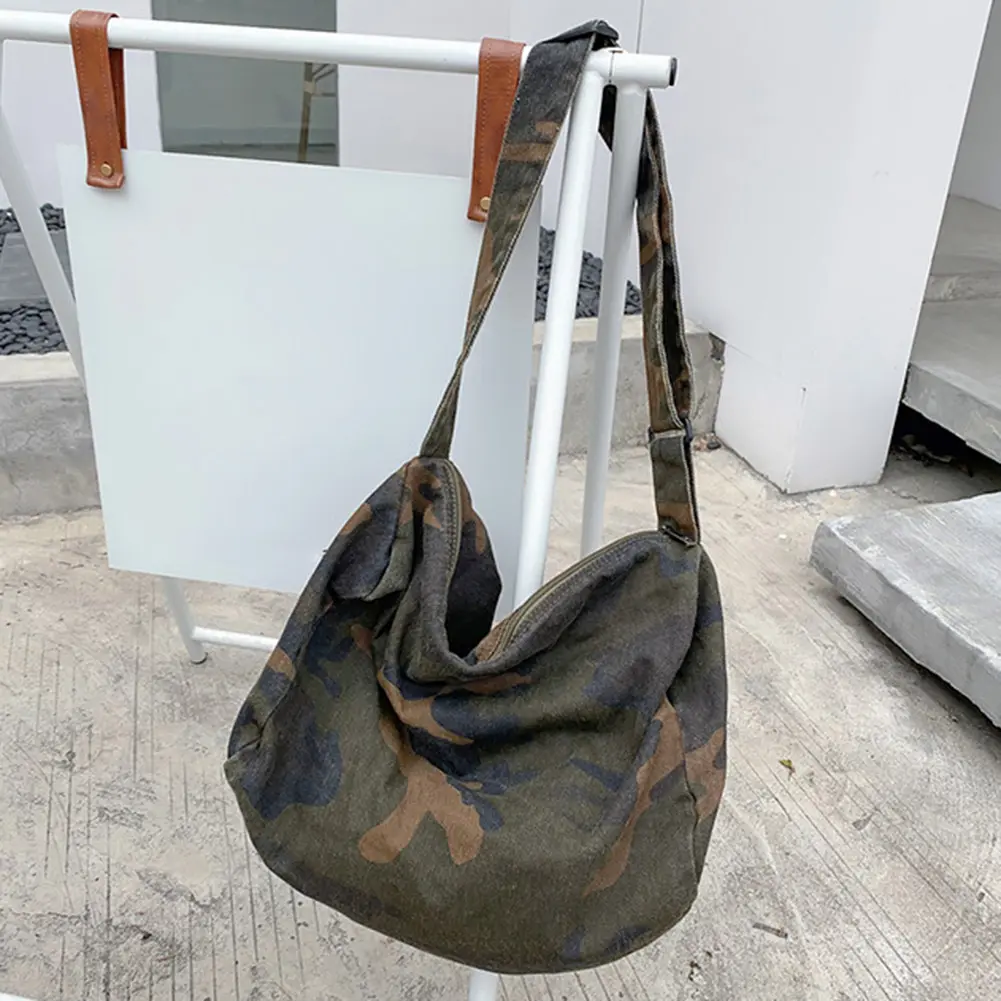 Canvas Messenger Bag Camouflage Hobo Crossbody Bag Large Capacity Japanese Washable Zipper for Leisure Travel Shopping Hand Bag
