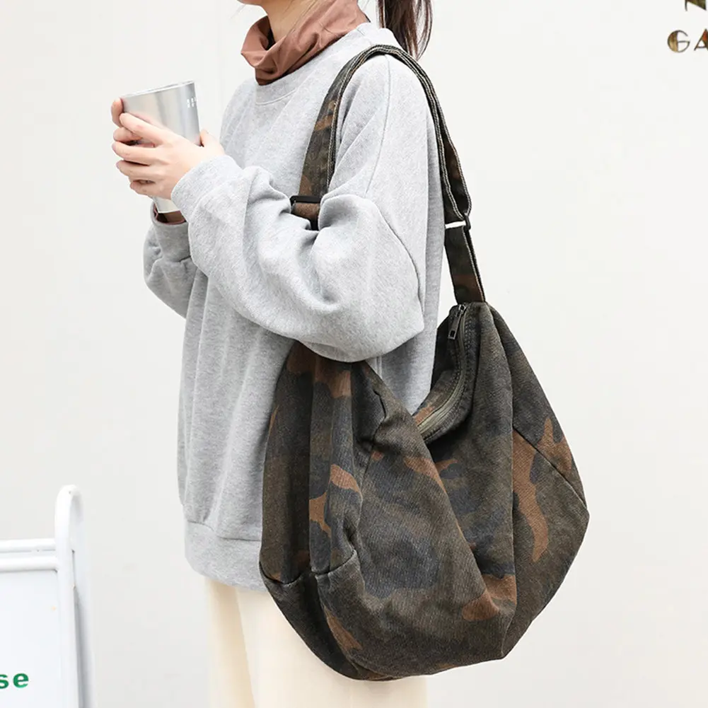 Canvas Messenger Bag Camouflage Hobo Crossbody Bag Large Capacity Japanese Washable Zipper for Leisure Travel Shopping Hand Bag