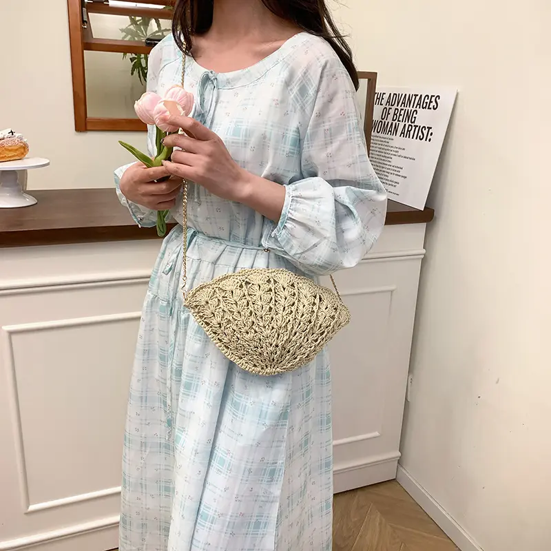 Women's Straw Woven Bag Lotus Leaf Edge Bohemian Hand Woven Small Handbag Beach Weave Crossbody Bag Ladies Shopping Bag Purses