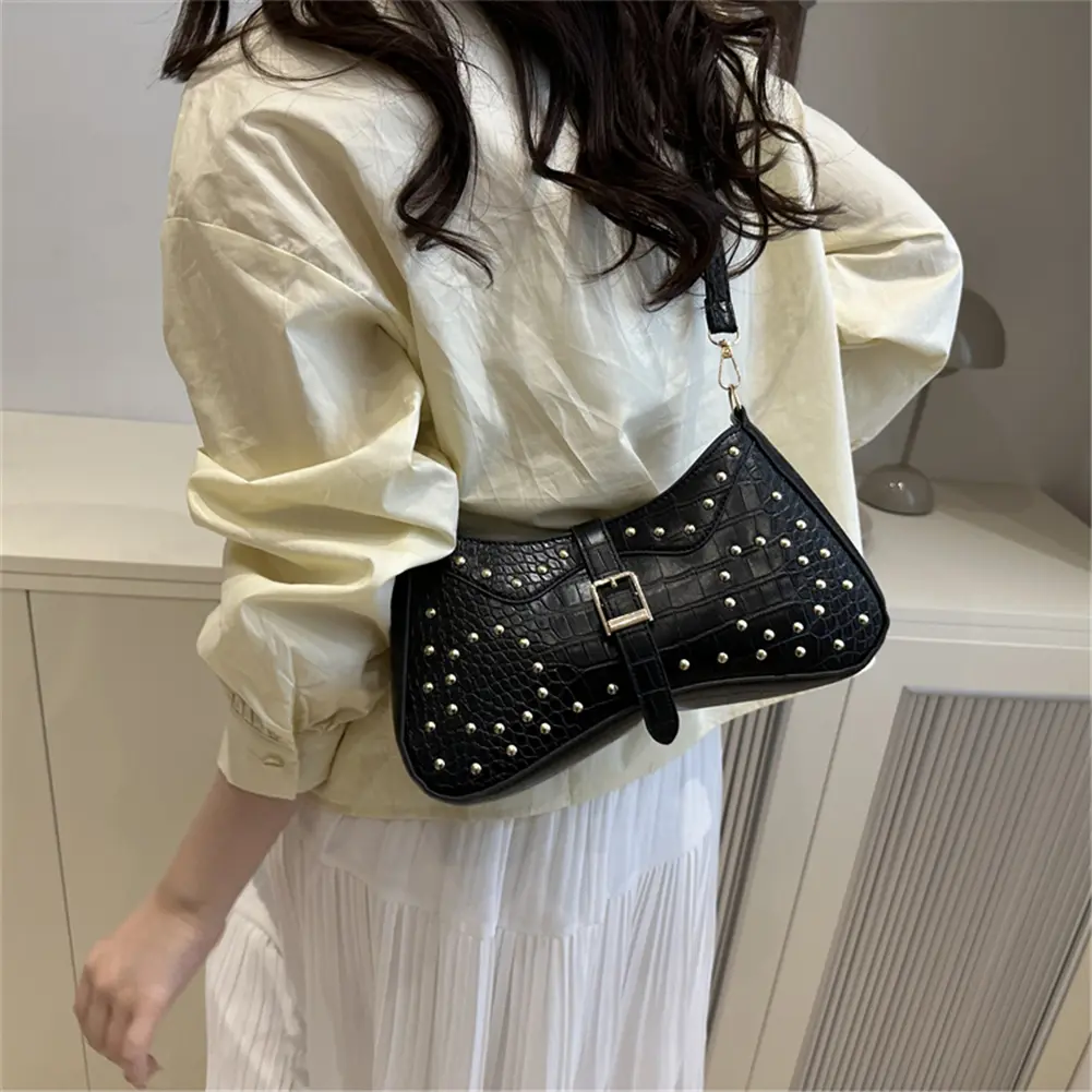 Women Metal Stud Hobos Handbag Rivet Belt Buckle Armpit Bag Leather Saddle Underarm Pouch Travel Commute Shoulder Crossbody Bags
