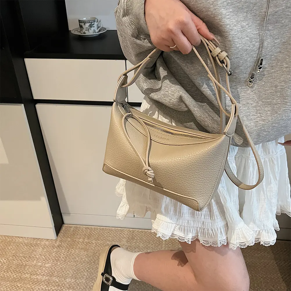 PU Leather Shoulder Bag with Zipper Luxury Satchel Purse Chic Crossbody Bags Messenger Bag Tote Handbag for Work Travel Shopping