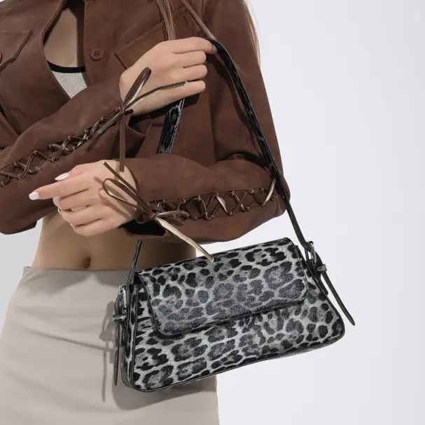 Y2K Women Leopard Pattern Armpit Purse PU Leather Small Underarm Bag Spicy Girl Fashion Tote Ladies Waterproof Chic Shoulder Bag