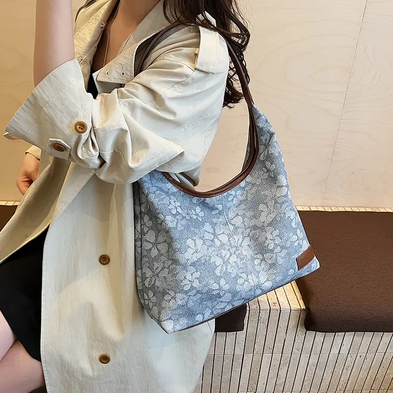 New Retro Flowers Shoulder Bags Casual Bucket Bags Women Large Capacity Vintage Top-Handle Bags Luxury Commuting Underarm Pouch