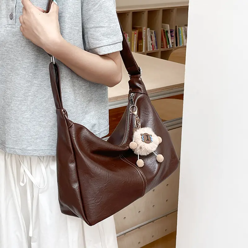 Women Leather Underarm Pouch Crescent Shoulder Bag Slouchy Crossbody Purse Top-Handle Bag Trendy Girls Retro Underarm Pouch