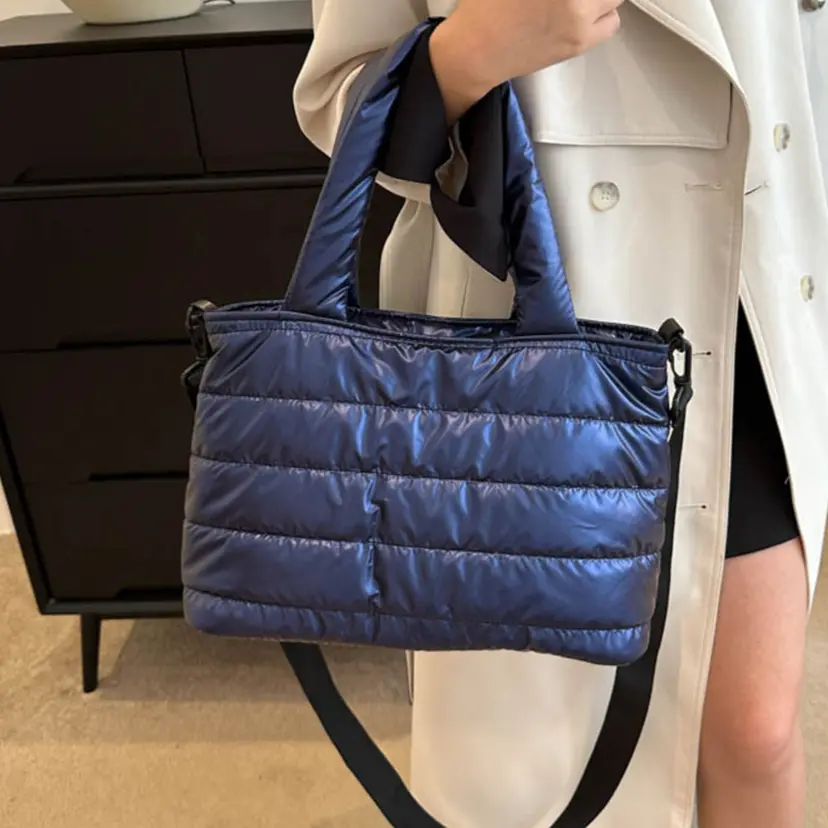Space Cotton Underarm Bag Winter Puffer Padded Crossbody Bag Women Down Quilted Tote Handbag Large Capacity Fluffy Shoulder Bags