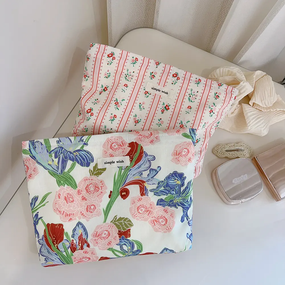 Floral Makeup Pouch for Women's Cotton Toiletry Storge Bags Japanese Aesthetic Travel Cosmetic Bags Ladies Skincare Clutch Purse