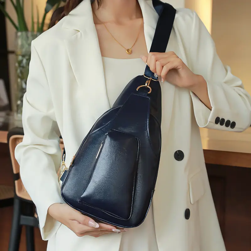 Women Chest Bag PU Leather Casual Crossbody Bags Waterproof Retro Messenger Pack Commuting Shoulder Bag Vintage Travel Pockets