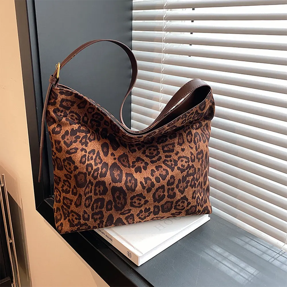 Women Retro Leopard Hobo Handbag Adjustable Shoulder Straps Faux Suede Large Shoulder Bag Shopping Bag for Women Travel Shopping
