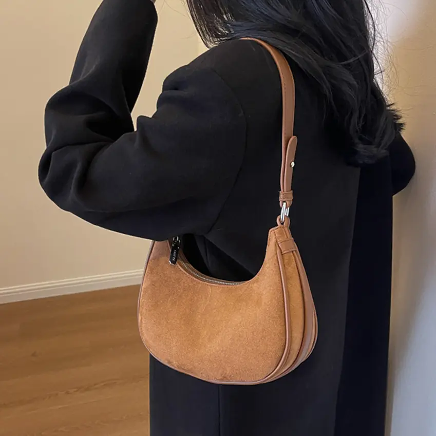 Retro Crescent Shoulder Bag for Women High-end Suede Crossbody Bags Solid Versatile Ladies Underarm Bag Adjustable Strap Satchel