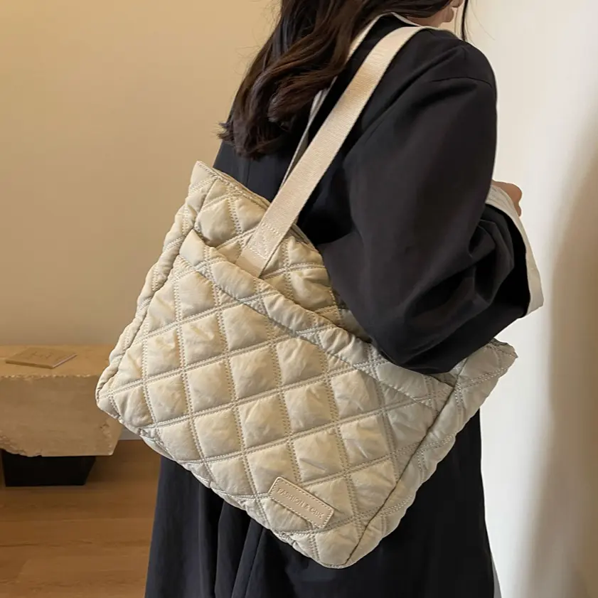 Women's Bag Quilted Padded Embroidered Thread Shoulder Bags Puffer Cotton Fashion Handbags High Quality Designer Large Tote Bags