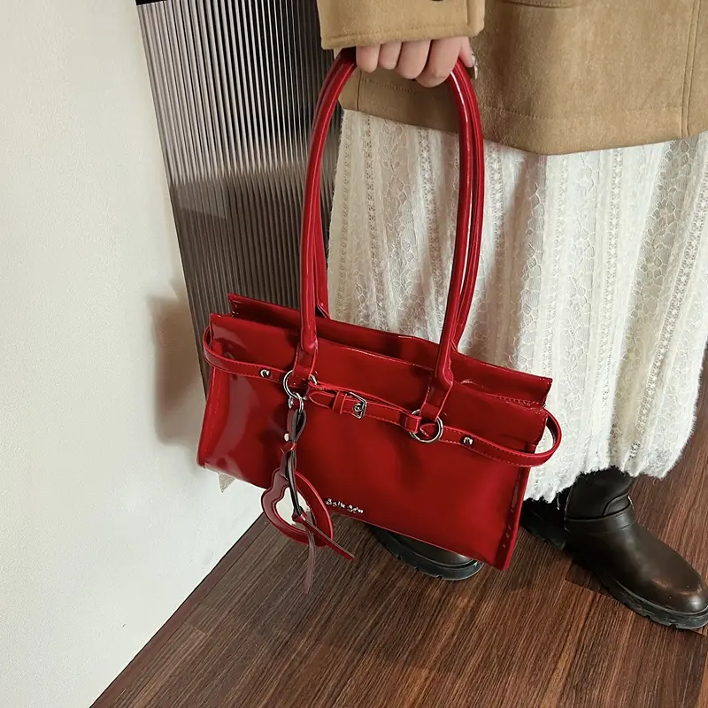 Designer Brand PU Women's Shoulder Bags Large Capacity Ladies Tote Handbags with Love Pendants Belt Buckle Design Chic Hobo Bags