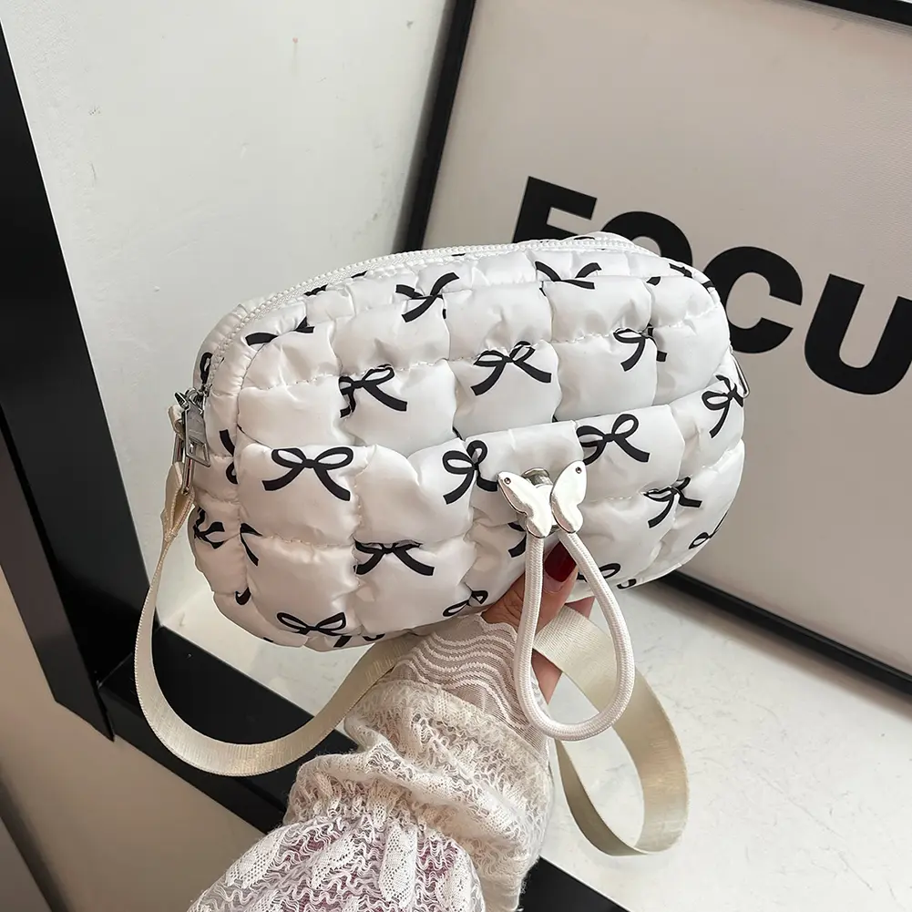 2025 New Puffer Small Square Bag Nylon Shoulder Bag Pleated Cloud Crossbody Bag for Women Adjustable Strap Satchel Clutch Purses