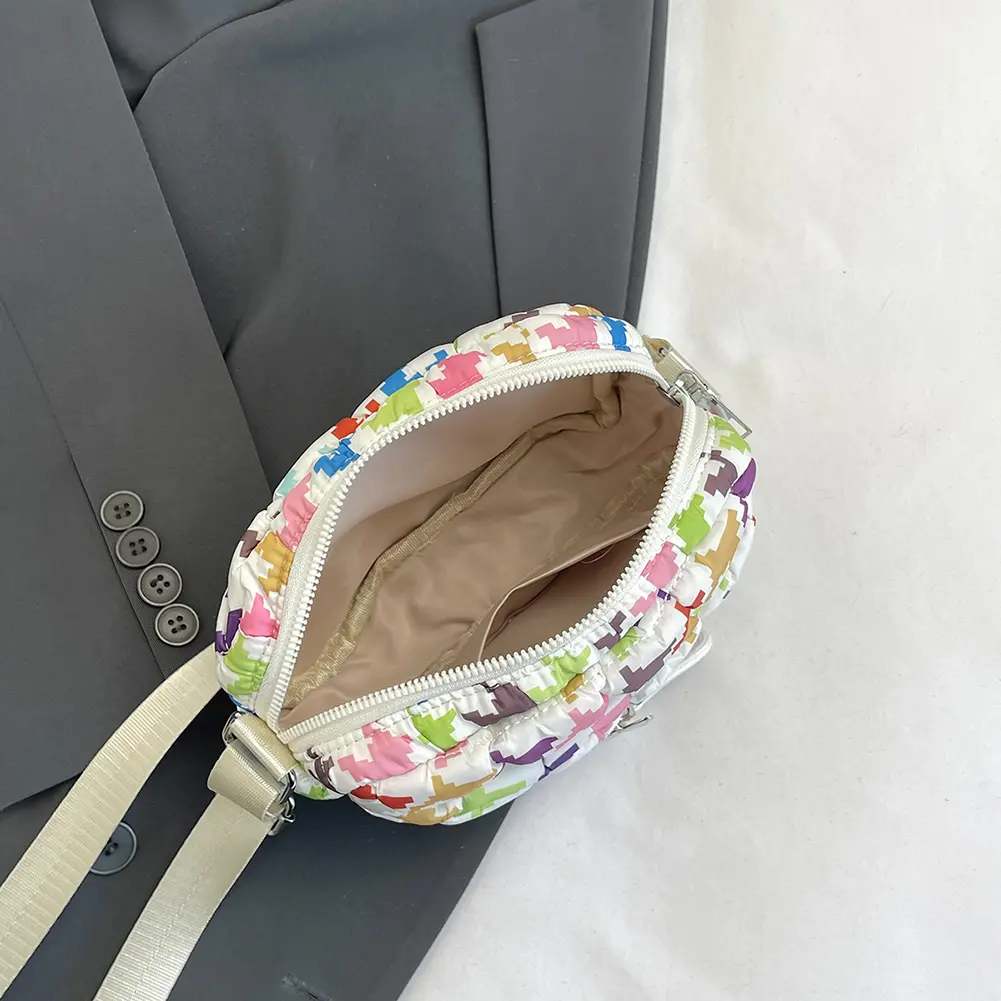 2025 New Puffer Small Square Bag Nylon Shoulder Bag Pleated Cloud Crossbody Bag for Women Adjustable Strap Satchel Clutch Purses
