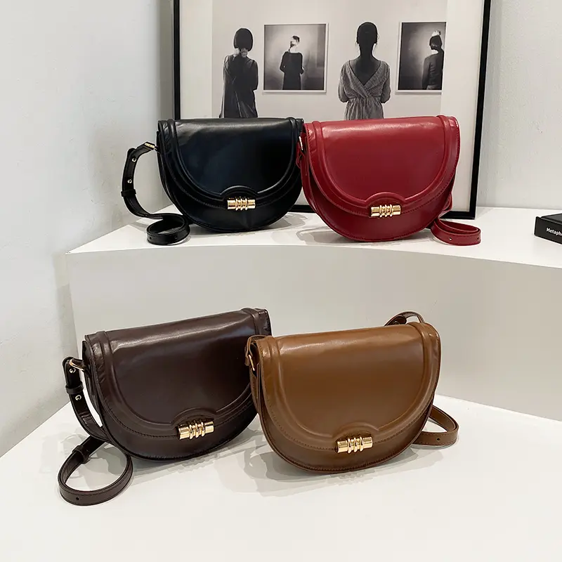 Small Saddle Purse for Women with Adjustable Strap Shoulder Bag PU Leather Solid Color Crossbody Purse for Work Travel