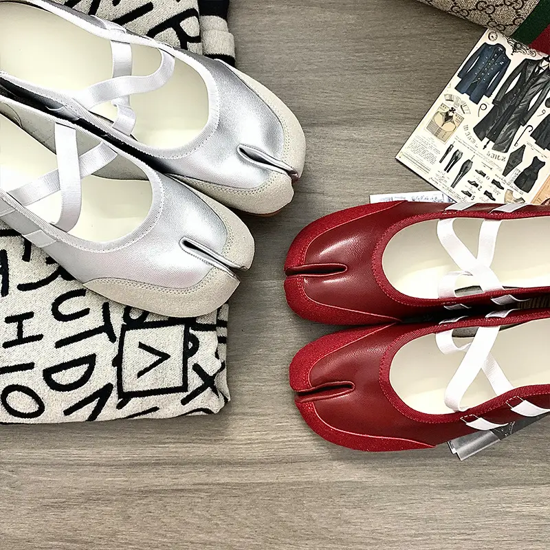 Women Ballet Flats Cross Strap Design Split Toe Tabi Shoes Silver PU Leather Horseshoe Shoes Summer Casual Walking Sneakers