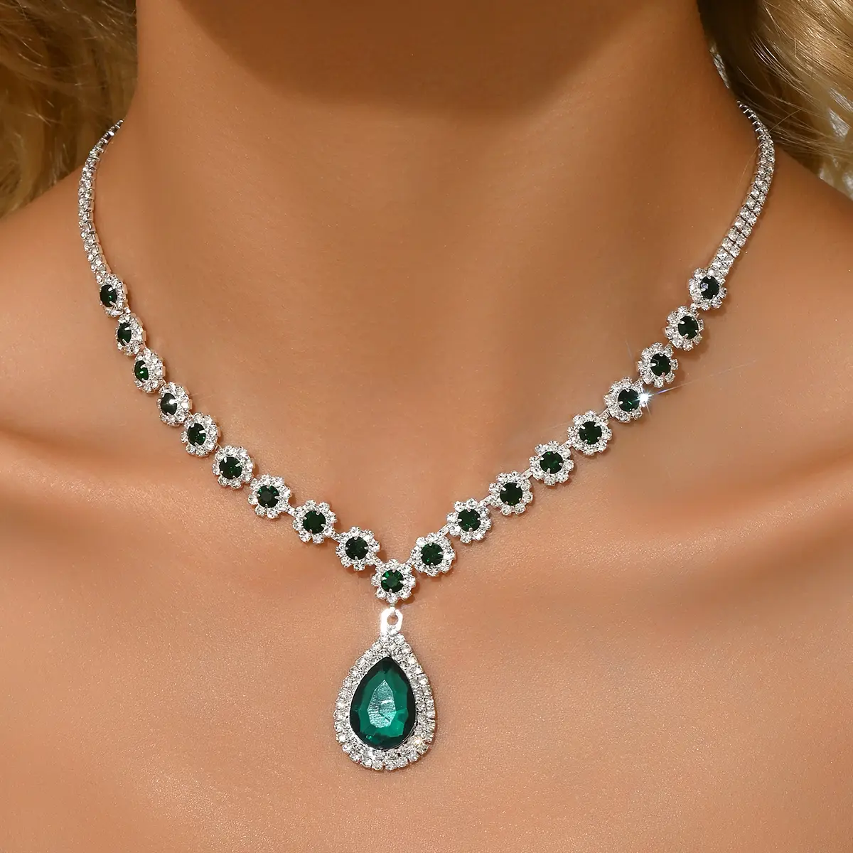 1PC Women's Fashion Waterdrop Flower Design Necklace Jewelry Suitable for Date, Party, Festival Gifts-2172