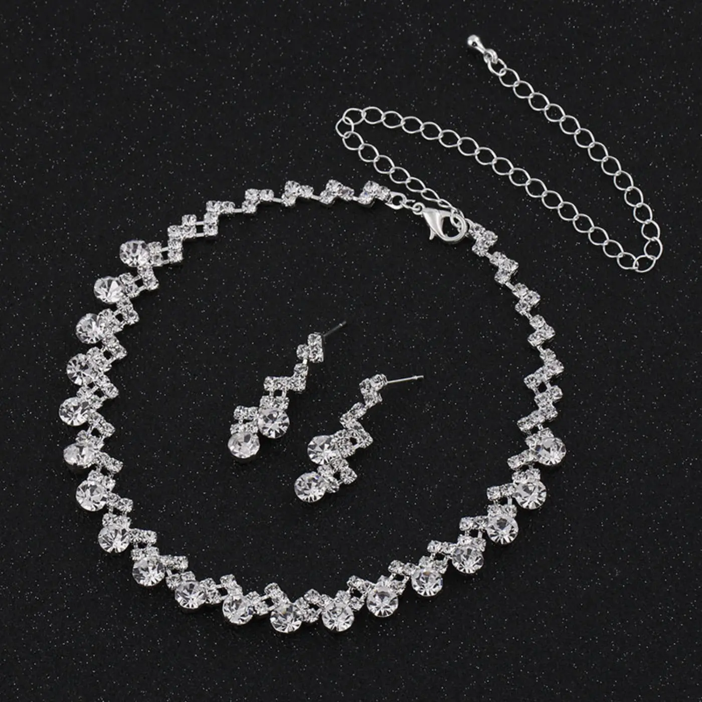 4/3PC women's fashionable rhinestone geometric circular necklace, earrings, bracelet jewelry set, simple and high-end jewelry se