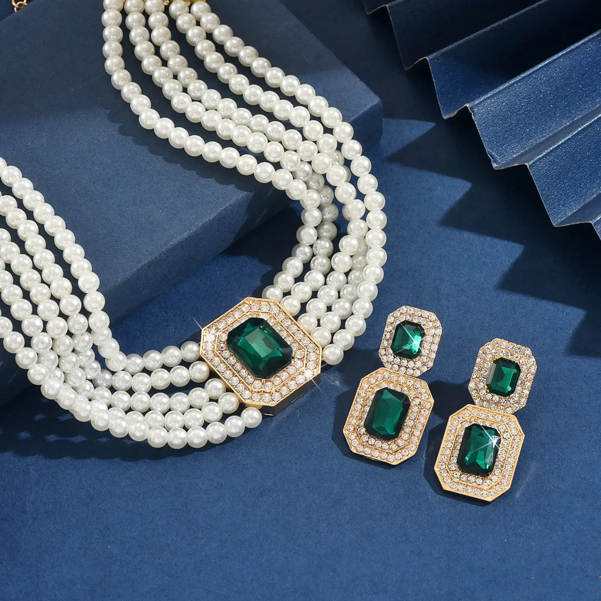 3PC Women's Fashion Pearl Series Necklace Earrings Jewelry Set Suitable for Wedding, Party, Festival Gifts