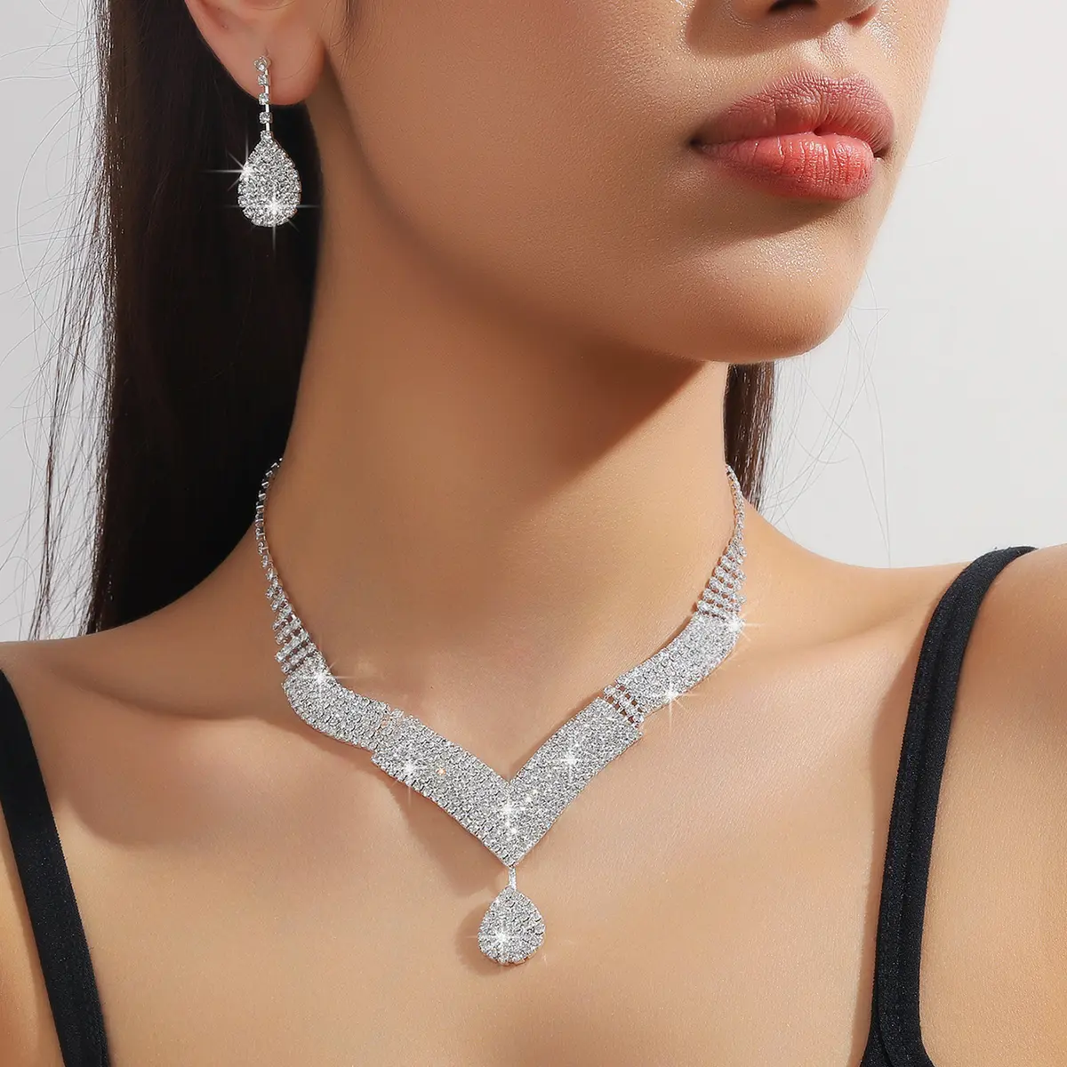 3PC Women's Trendy Claw Chain Series Large Water Drop Earrings Necklace Jewelry Set Wedding Banquet Party Holiday Gift